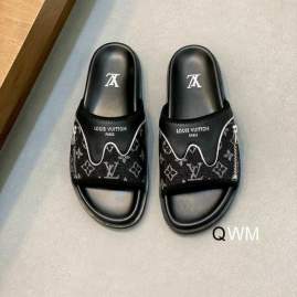 Picture of Louis Vuitton Slippers _SKULVsz39-44WM0403255